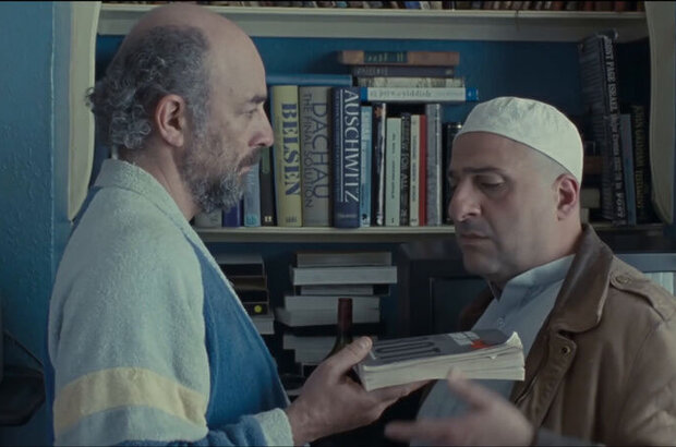 The Infidel (2010) - photo 11