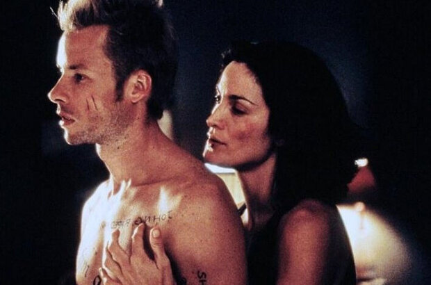 Memento (2000) - photo 8