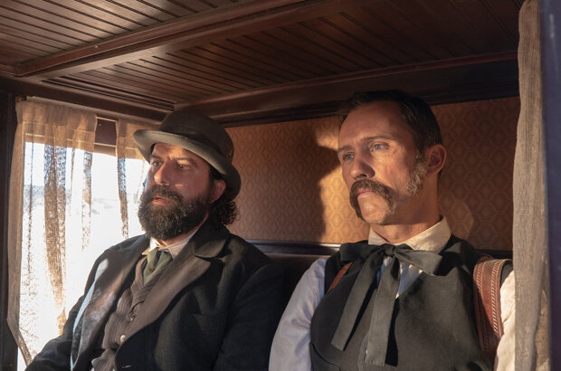 Surrounded (2023) - photo 4