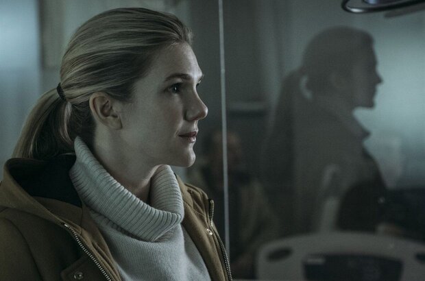 Fractured (2019) - photo 3