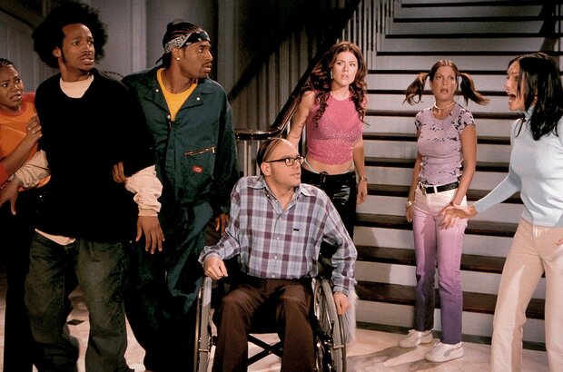 Scary Movie 2 (2001) - photo 1