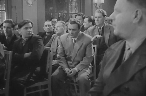 ...Smena nachinayetsya v shest (1958) - photo 6