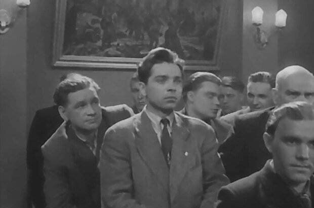...Smena nachinayetsya v shest (1958) - photo 7