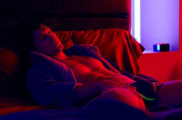 King Cobra (2016) - photo 6