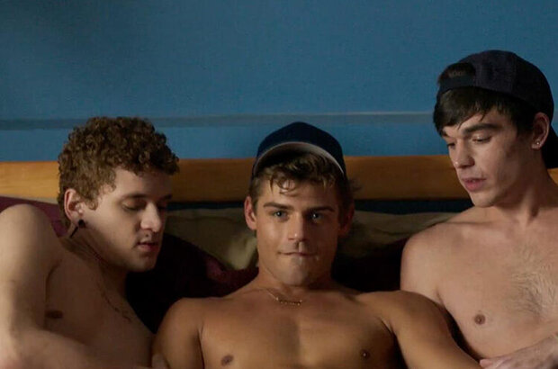 King Cobra (2016) - photo 5