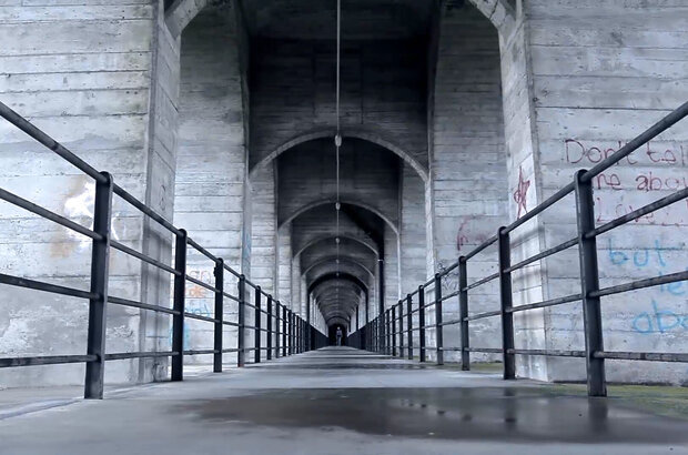 Beyond the Bridge (2015) - photo 4