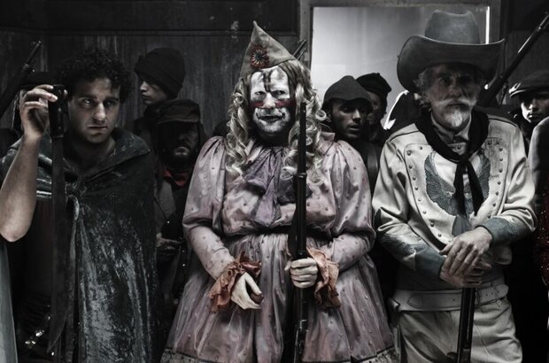 The Last Circus (2010) - photo 20