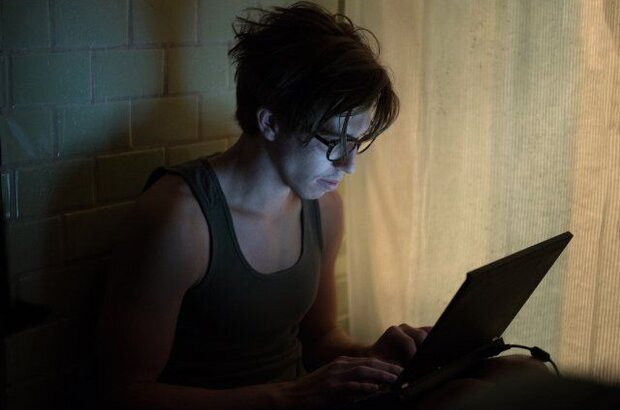 The Signal (2014) - photo 2