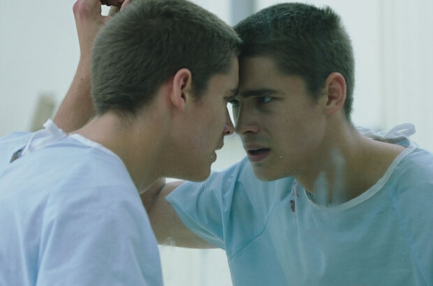 The Signal (2014) - photo 14