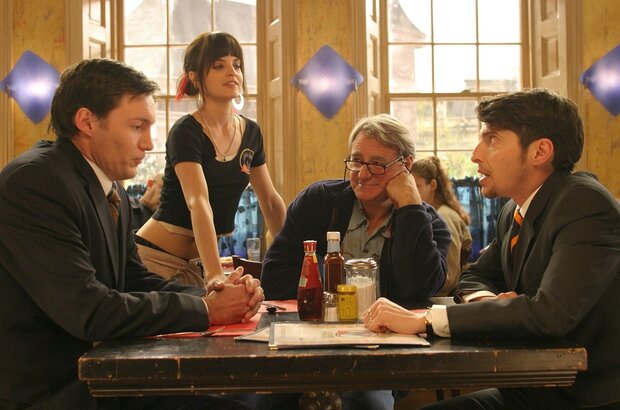 Caffeine (2006) - photo 7