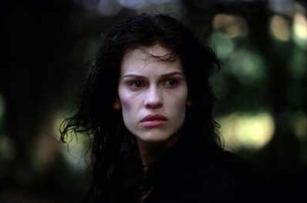 История с ожерельем (2001) - фото 6