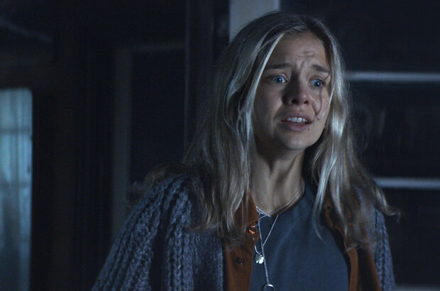 The Knocking (2022) - photo 1