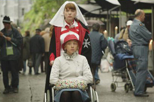 Lourdes (2009) - photo 3