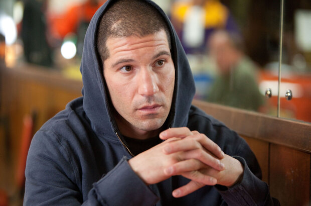 Snitch (2013) - photo 10