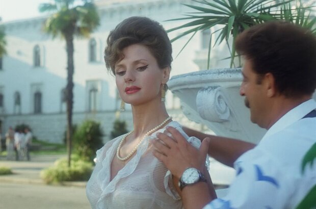 Маленький гигант большого секса (1993) - фото 1