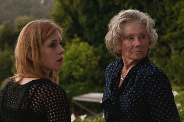 A Reason (2014) - photo 5