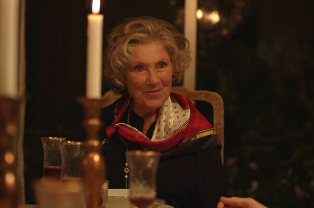 A Reason (2014) - photo 3