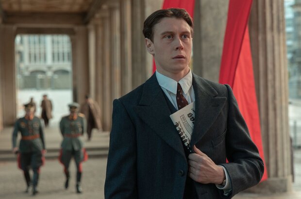 Munich: The Edge of War (2022) - photo 1