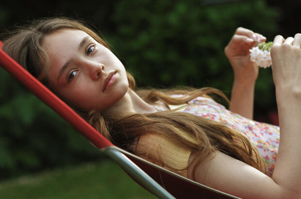 Una (2016) - photo 7