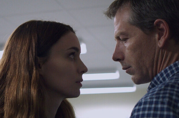 Una (2016) - photo 3