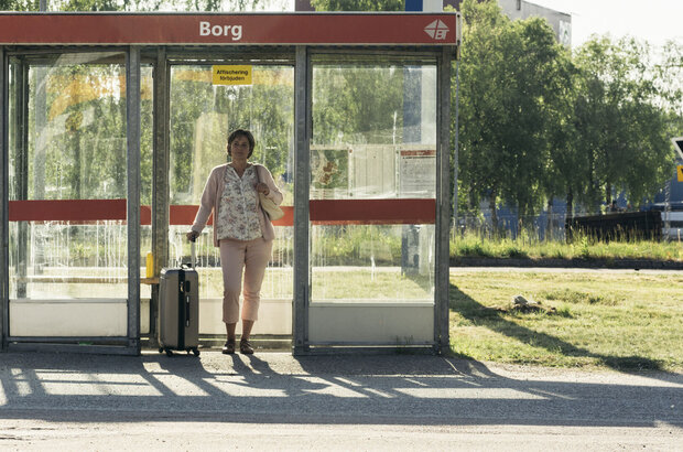 Здесь была Бритт-Мари (2019) - фото 1