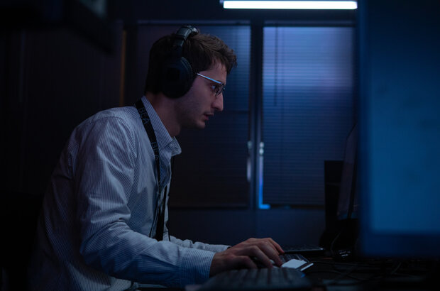 Black Box (2021) - photo 5