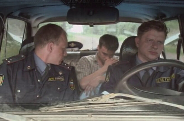 Chuzhoy v dome (2010) - photo 8