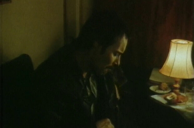 Is it ok to sleep with someone else's wife?! (1992) - photo 2
