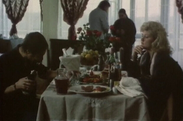Is it ok to sleep with someone else's wife?! (1992) - photo 4