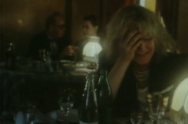 Is it ok to sleep with someone else's wife?! (1992) - photo 17