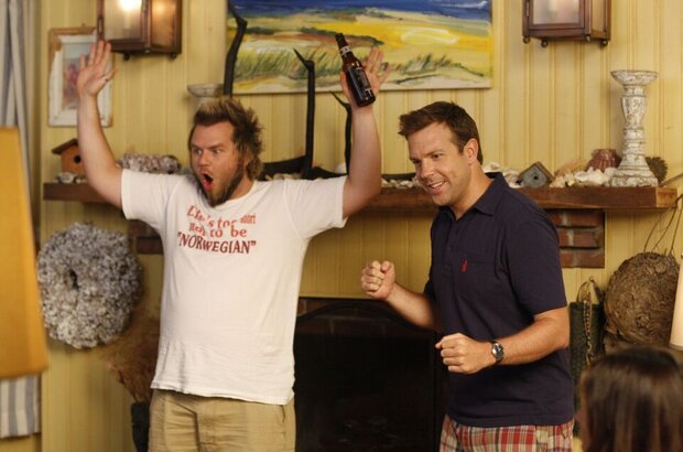 A Good Old Fashioned Orgy (2011) - photo 15