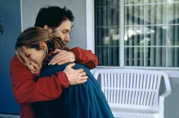 The Good Girl (2002) - photo 3
