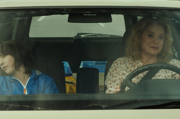 On My Way (2013) - photo 3