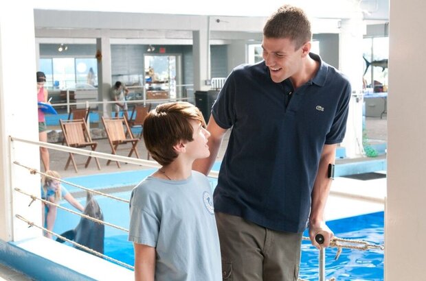 Dolphin Tale (2011) - photo 5