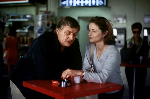 Under the Sand (2000) - photo 3