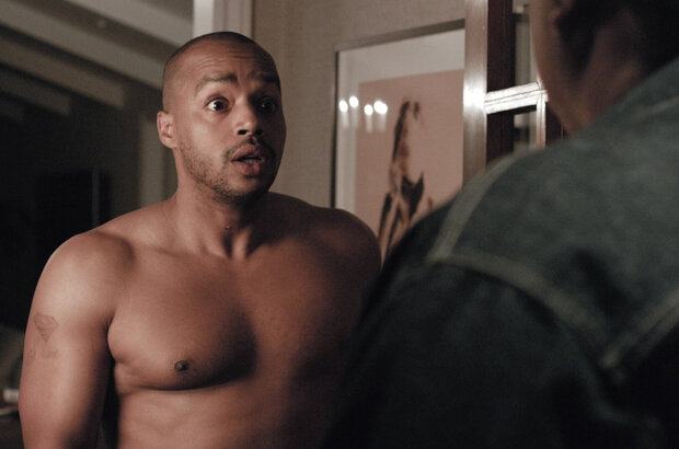 Let's Kill Ward's Wife (2014) - photo 4