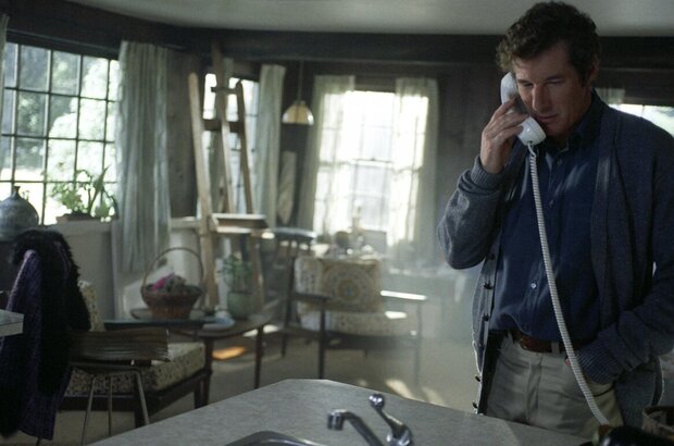 The Hoax (2006) - photo 9