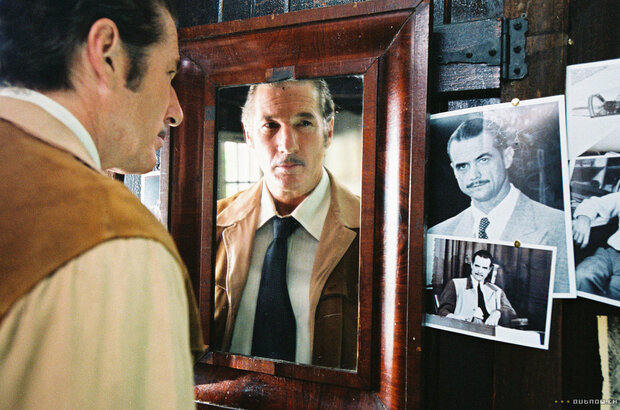 The Hoax (2006) - photo 23