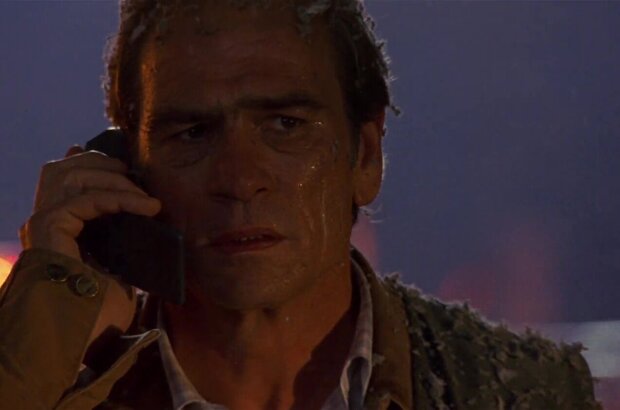 Volcano (1997) - photo 3
