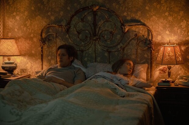 Things Heard and Seen (2021) - photo 3