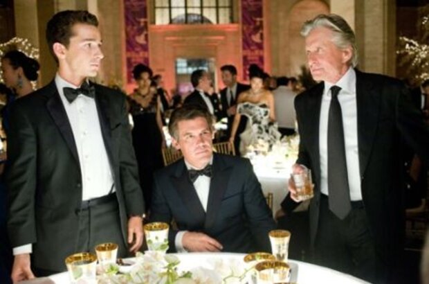 Wall Street: Money Never Sleeps (2010) - photo 1