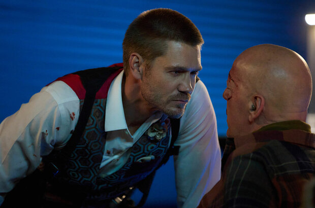 Fortress (2021) - photo 7