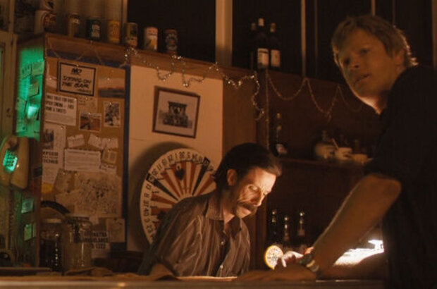 Red Dog (2011) - photo 9