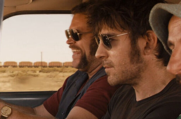 Red Dog (2011) - photo 4