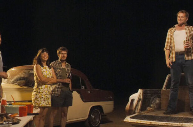 Red Dog (2011) - photo 1