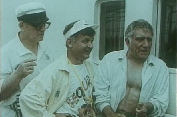 Контрабандист или в поисках золотого фаллоса (1992) - фото 4