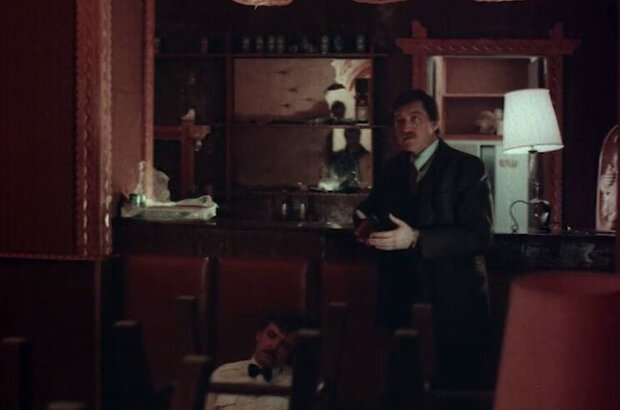 Four Sheets of Plywood or Two Murders in the Bar (1992) - photo 12