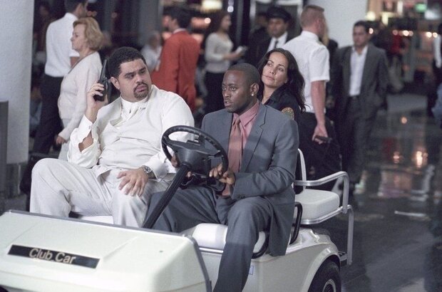Big Trouble (2002) - photo 4