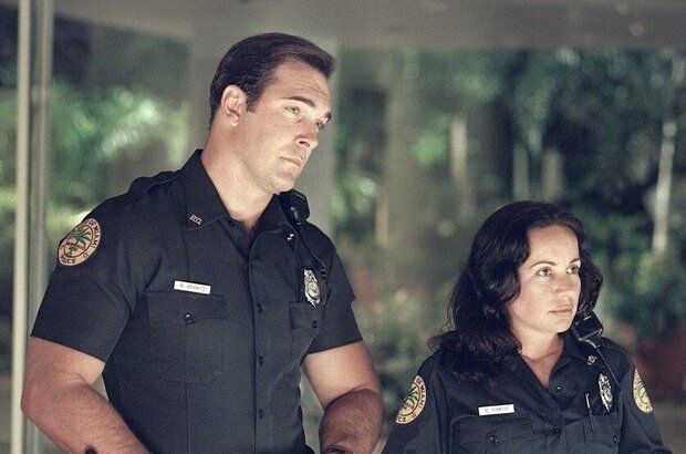 Big Trouble (2002) - photo 6