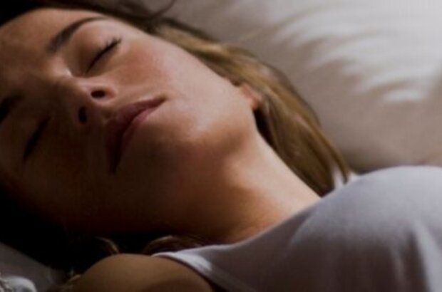 Sleep Tight (2011) - photo 7